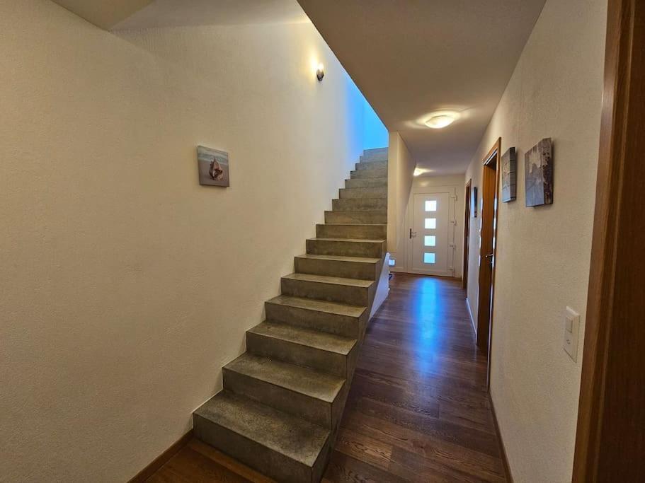 Ferienwohnung Private Etage 5 Min Vom Bahnhof - Parken - Kueche - Netflix Widnau Exterior foto