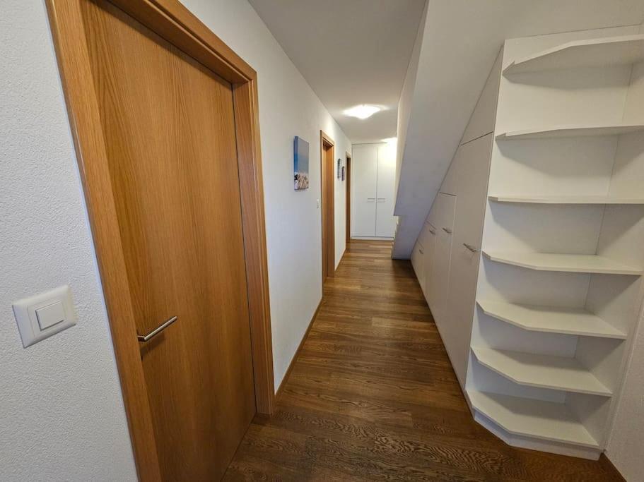 Ferienwohnung Private Etage 5 Min Vom Bahnhof - Parken - Kueche - Netflix Widnau Exterior foto